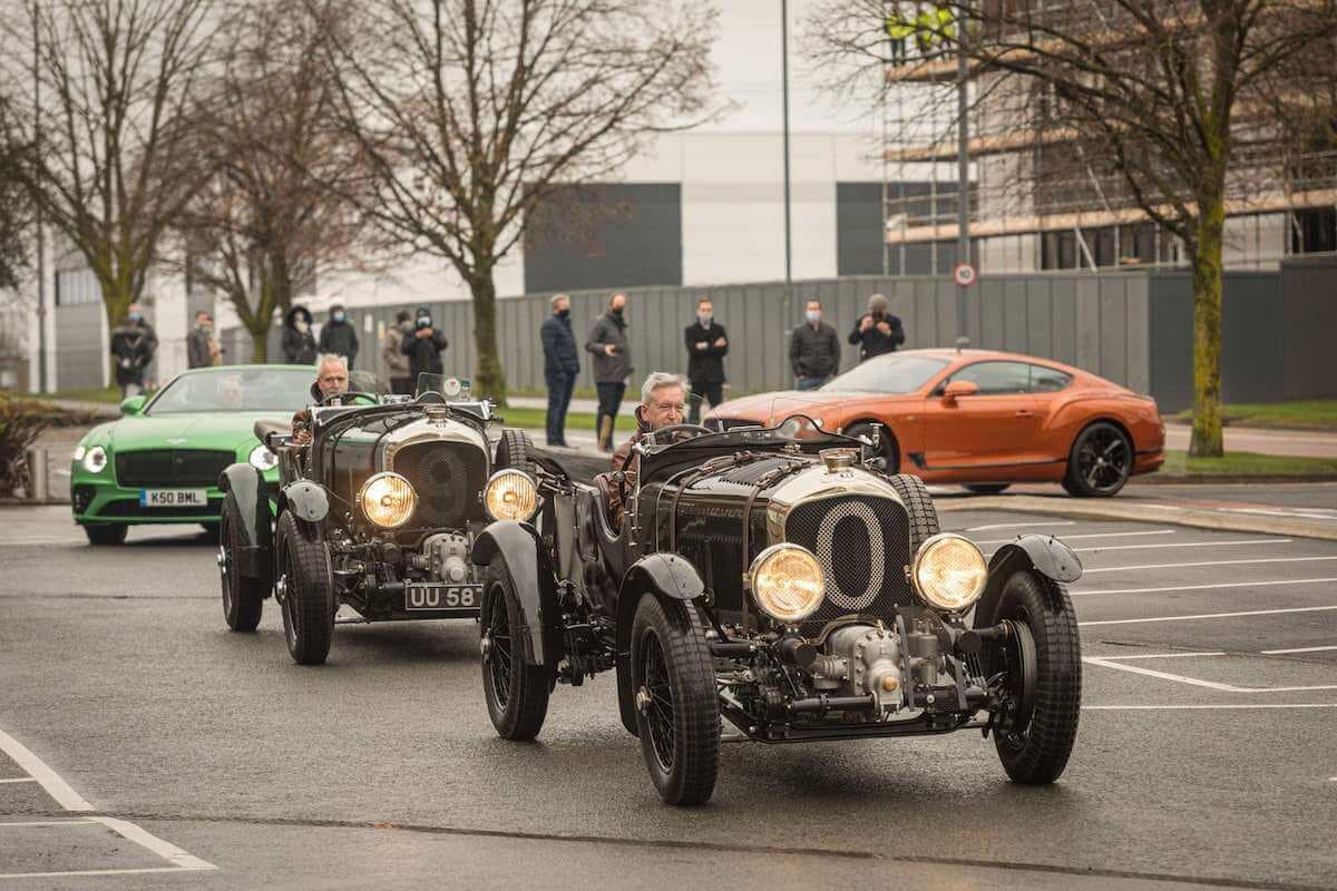 ------ 3 - --- ---- ------ -- ارات Bentley عبر الأجيال