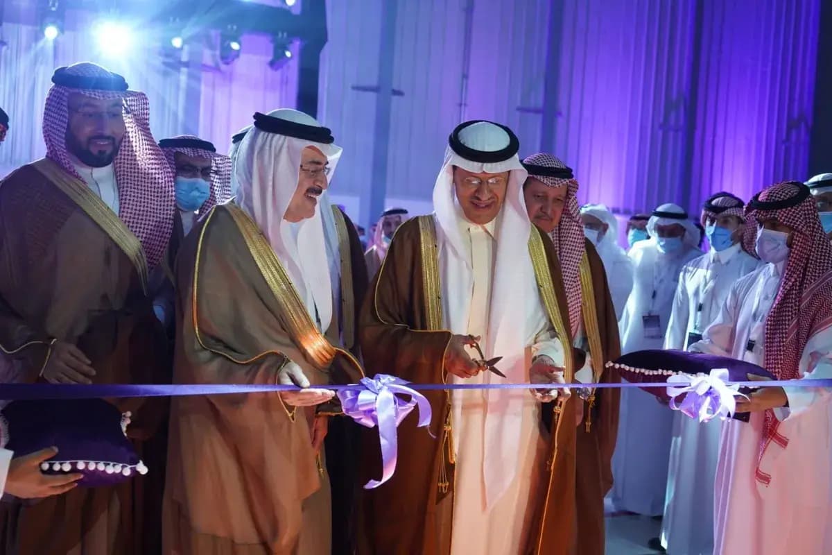 Ribbon cutting_1200_800