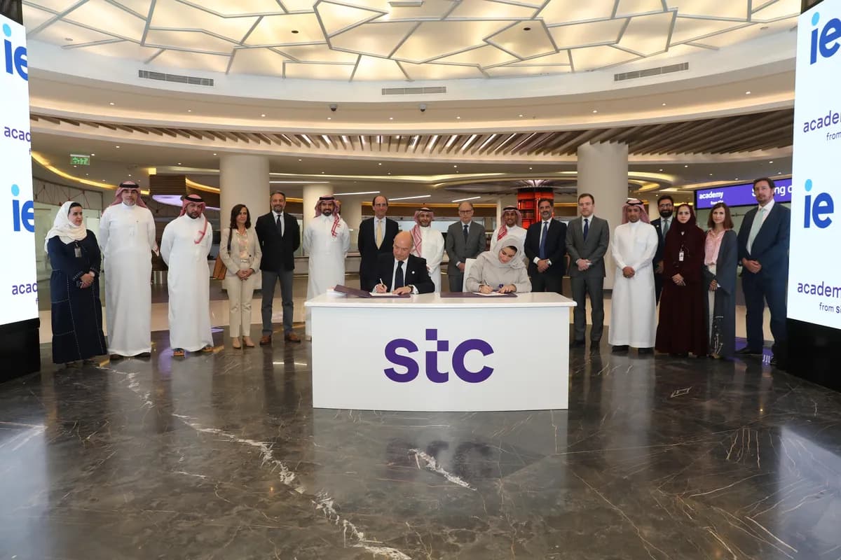 ‎⁨توقيع اكاديمية stc⁩_ssict_1200_800