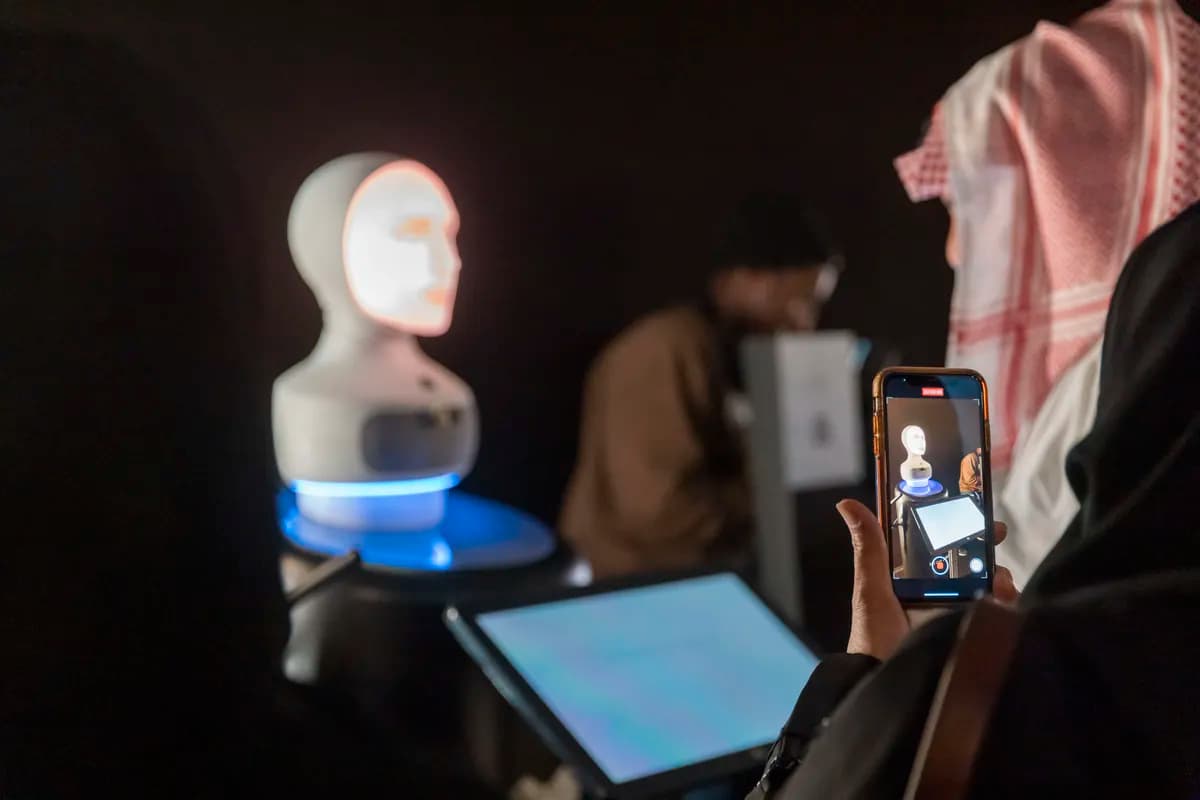 Furhat Social Robot_ssict_1200_800