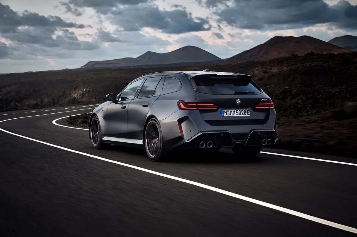 BMW M5 Touring_ssict_1200_799