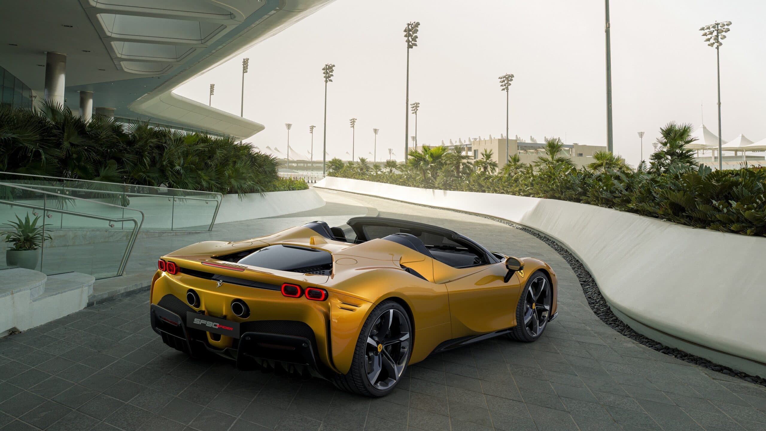SF90 Spider _ 3