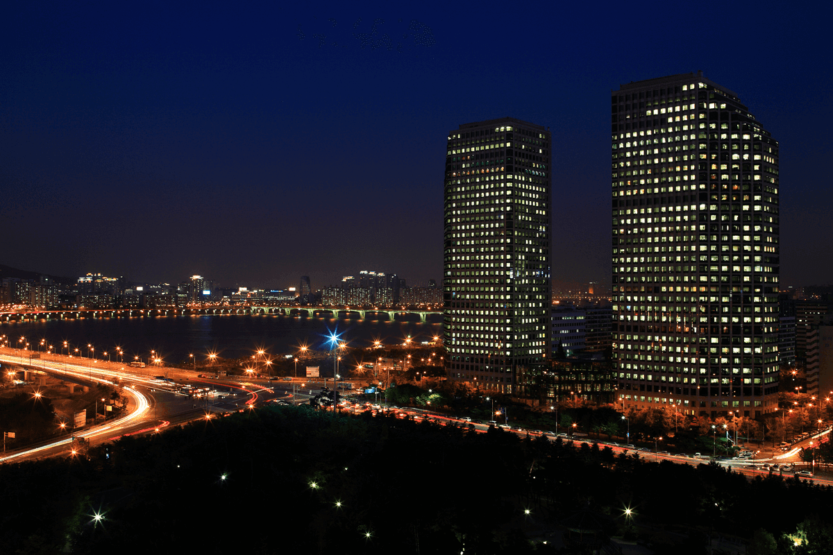 LG-Twin-Towers
