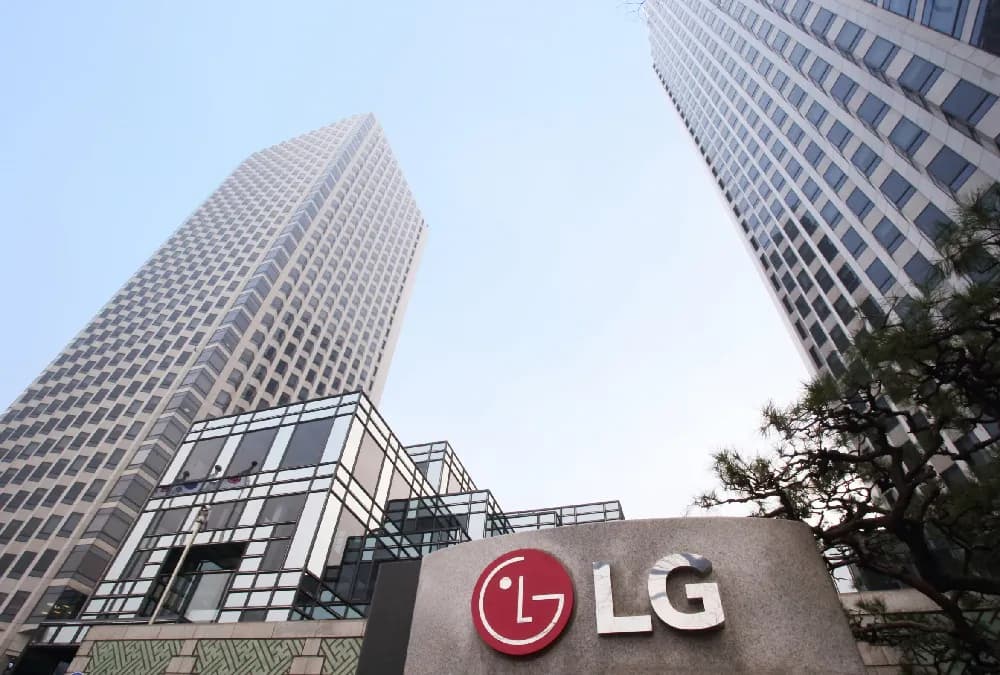 LG-Twin-Towers_v2_ssict_1000_675