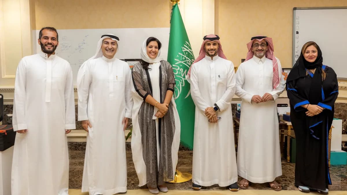 SFA_Board Meeting_pic_ssict_1200_675