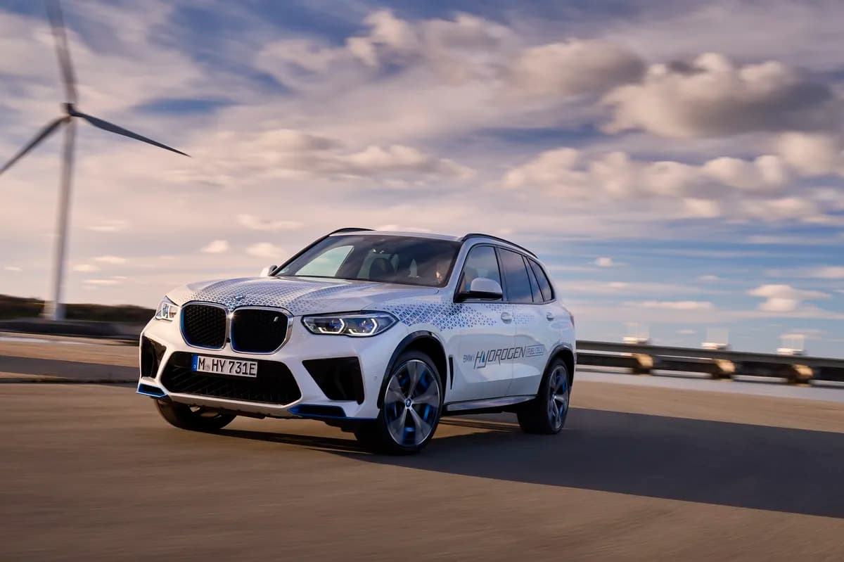 Bmw-ix5-hydrogen_ssict_1200_799