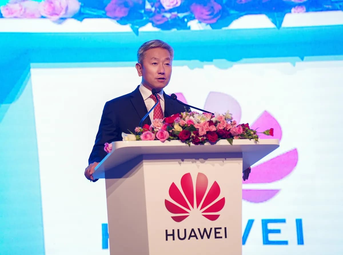 H.E. Zhang Yiming_ssict_1200_891