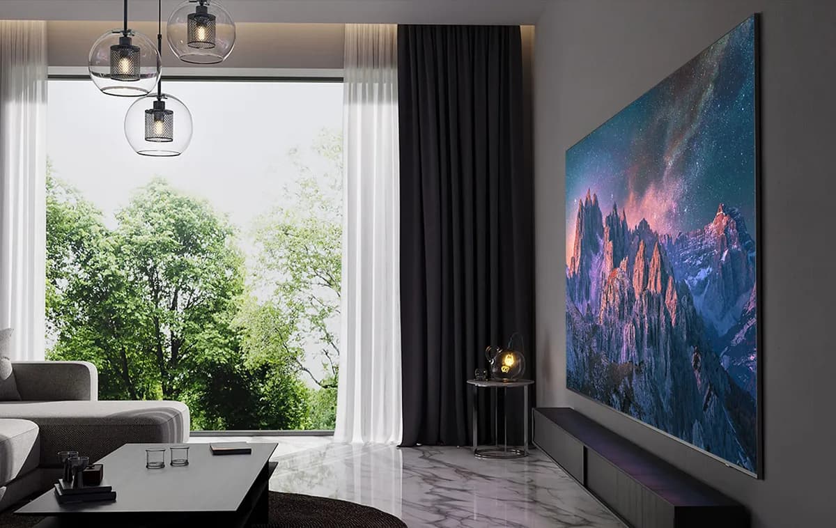 98 QLED Lifestyle_ssict_1200_758