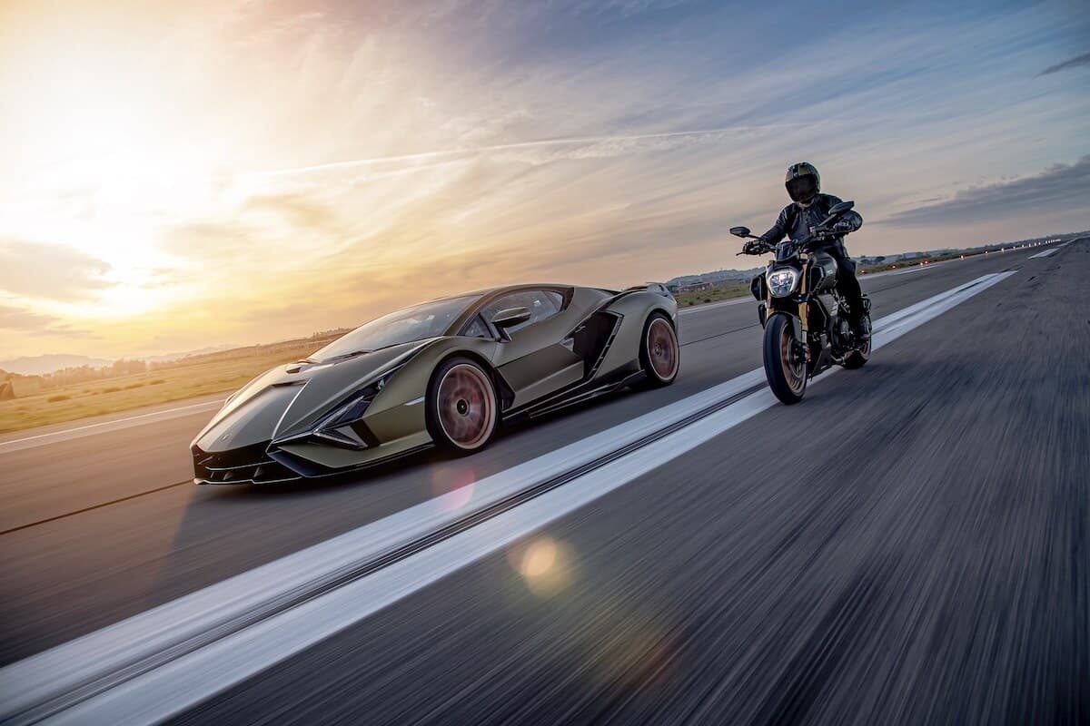 Ducati Diavel 1260 Lamborgh ini Sian FKP 37
