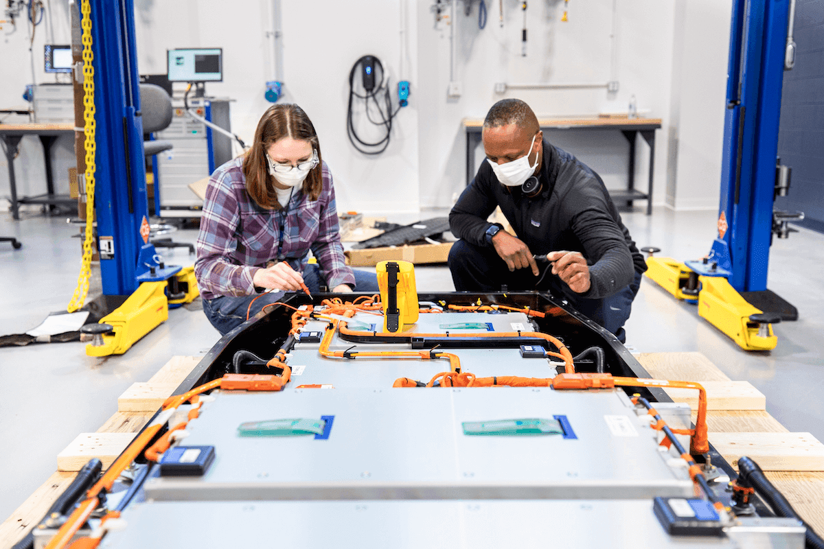 Battery Benchmarking and Test Laboratory