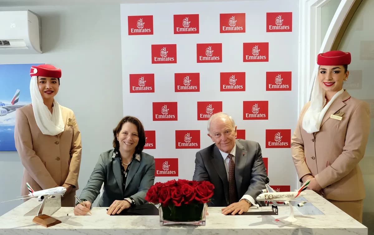 Kathy MacKenzie, President & CEO, GE Aviation Commercial Engines & Sir Timothy Clark, President of Emirates_ssict_1200_755