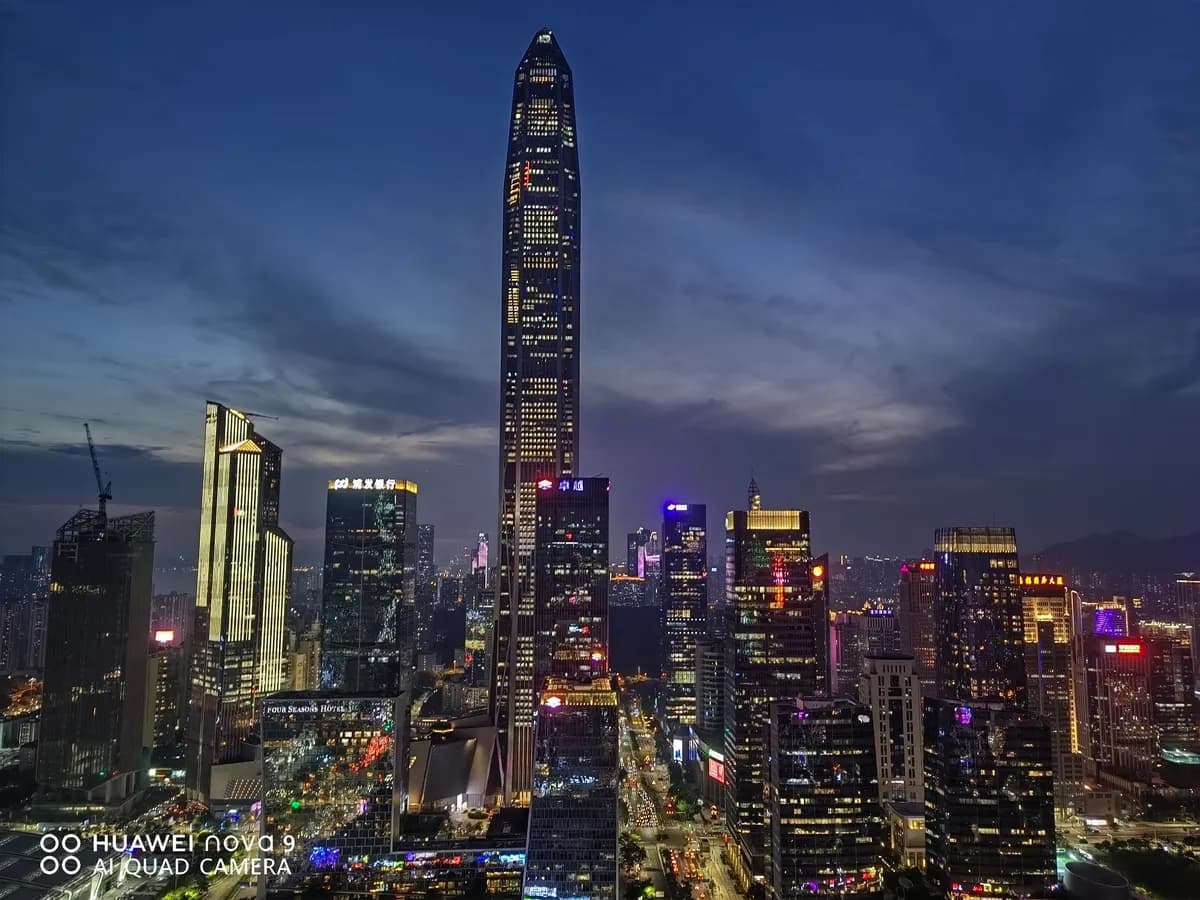 Night Shot_taken by HUAWEI nova 9_ssict_1200_900