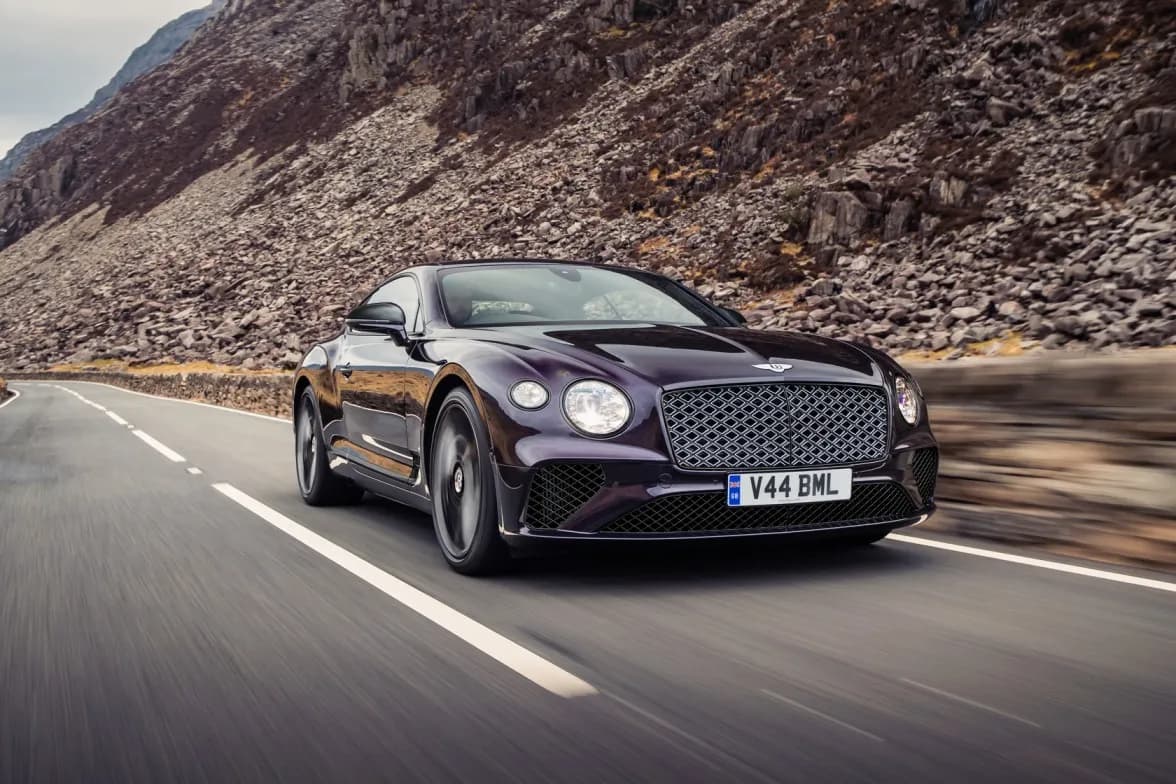 ?????? 1 - مواصفات Mulliner Blackline لسيارة Continental GT_ssict_1176_784