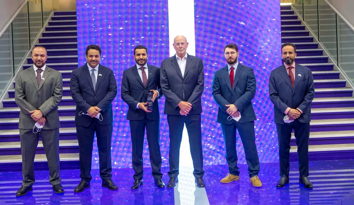 براند فايننس العالمية تكرمstc لحصولها على أعلى قيمة للسمة التجارية في الشرق الأوسط_ssict_1200_696