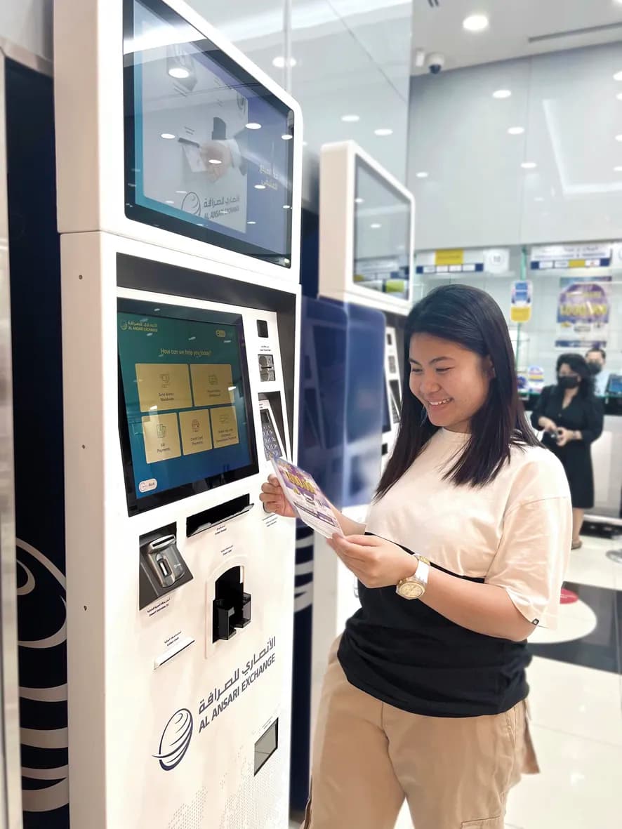 الأنصاري للصرافة تطلق كاونترات ذكية جديدة في فروعها_ssict_886_1181