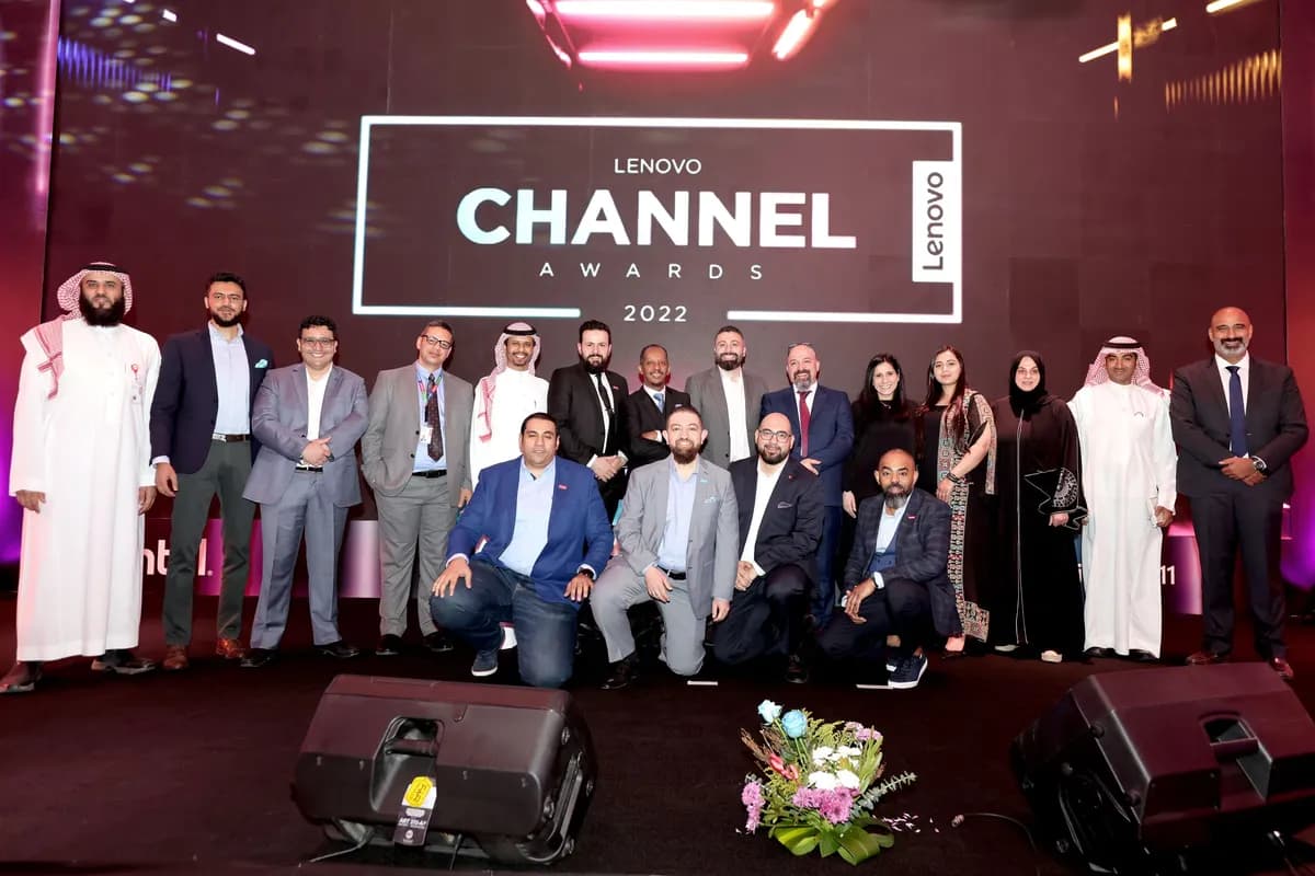 LENOVO CELEBRATES CHANNEL SUCCESS IN THE KINGDOM OF SAUDI ARABIA_ssict_1200_800