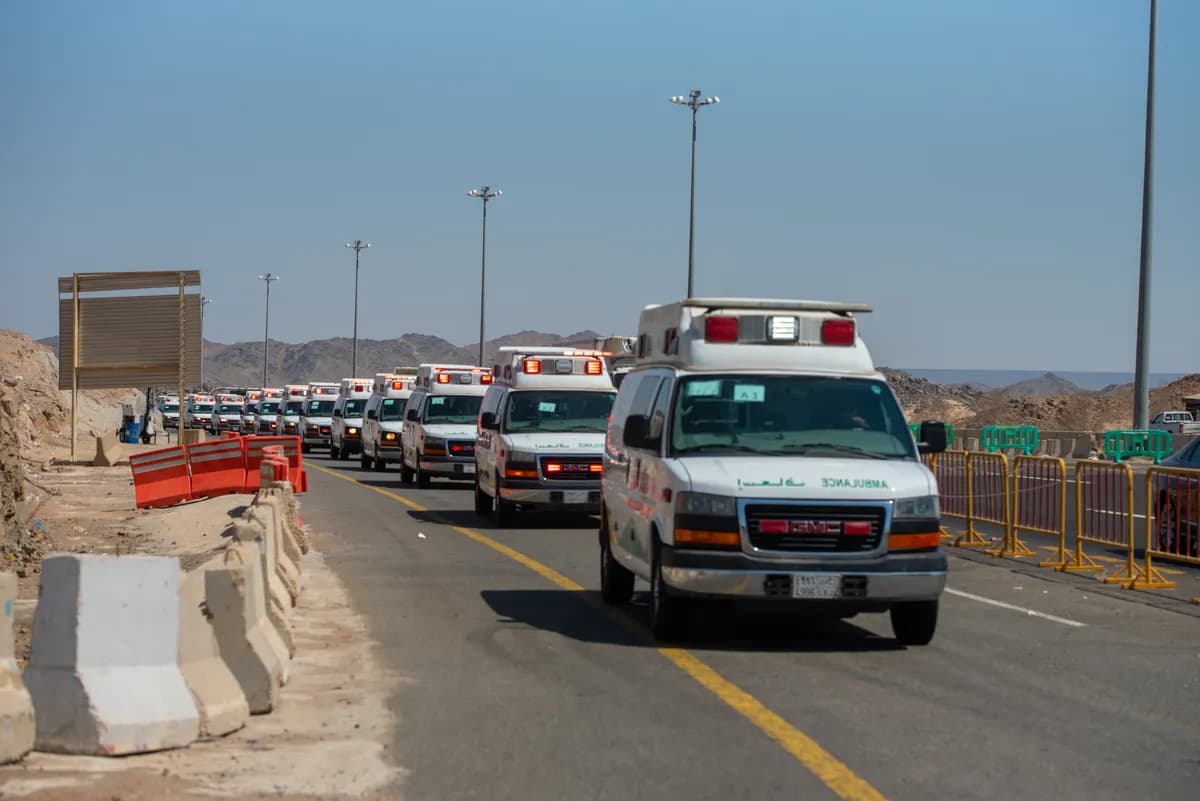 قافلة الصحة السعودية للحجاج المنومين تصل المشاعر المقدسة قادمة من المدينة المنورة3_ssict_1200_801