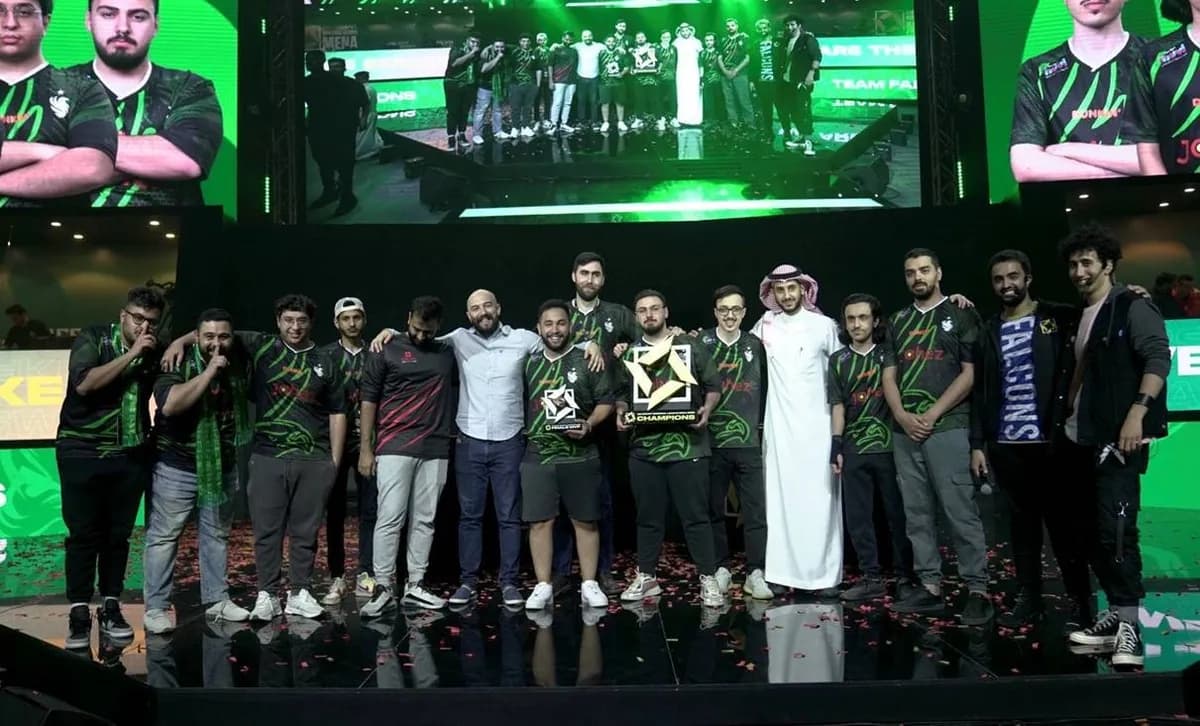 صورة 3_ مجموع ? Falcons_ssict_1200_726