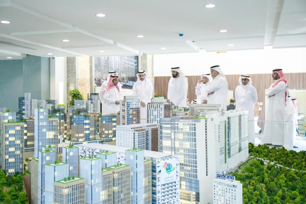 وزير الحج والعمرة يطلّع على سير أعمال مشروع ذاخر مكة_ssict_1200_800