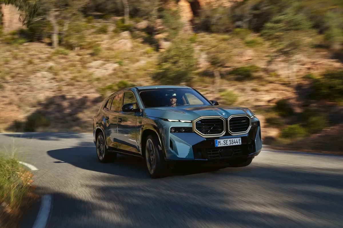 Hero - P90478640_highRes_the-first-ever-bmw-x_ssict_1200_800