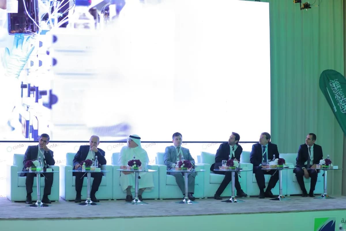 سينفا الإسبانية تدشن عملياتها في أسواق المملكة العربية السعودية بهدف توفير رعاية صحية متقدمة3_ssict_1200_800