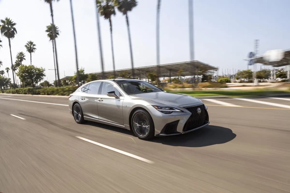 2023_Lexus_LS-500_F-Sport_Atomic_Silver_008-scaled-1-1500x1000_ssict_1200_800