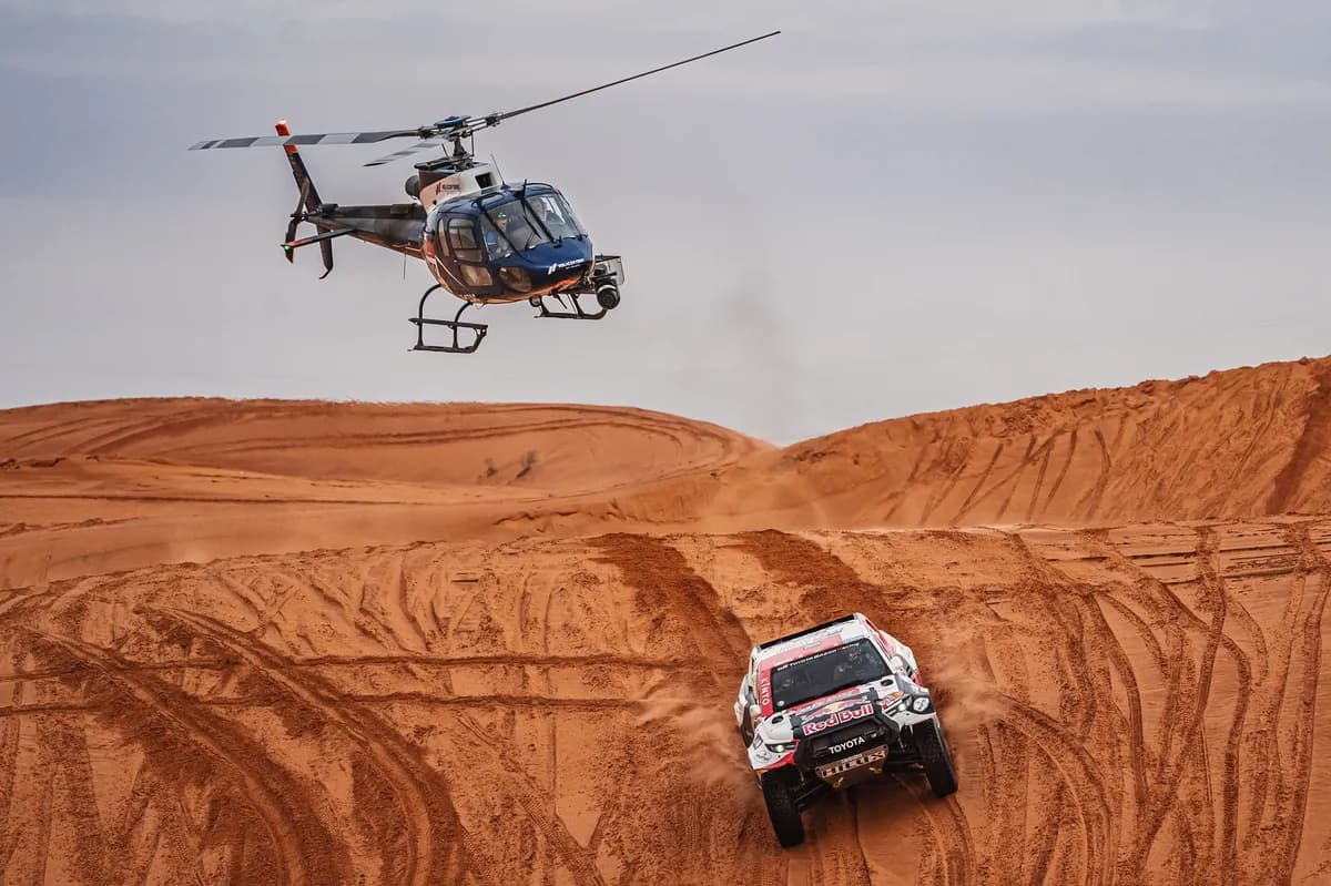Toyota Hilux @ DAKAR 2023_ssict_1200_799