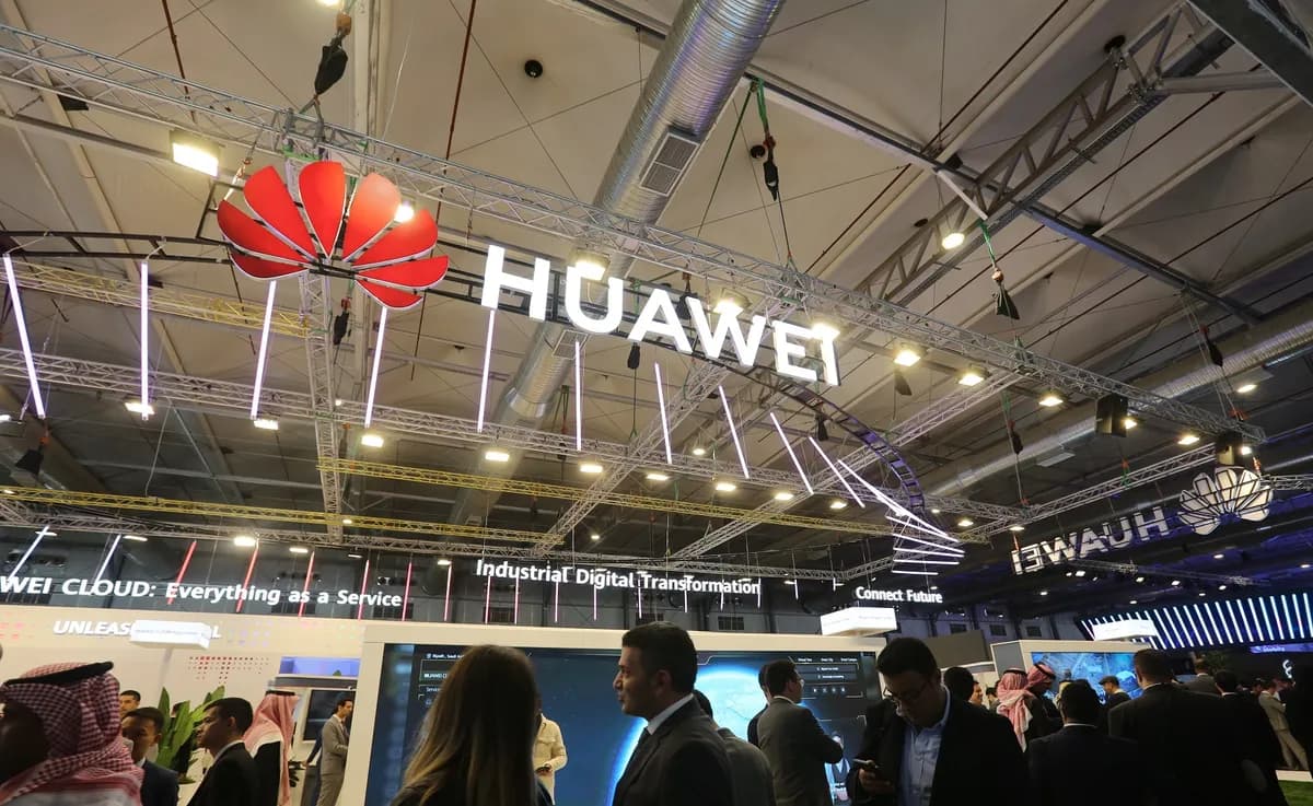 ????? ?????? ??? ز ابتكاراتها الشاملة لدعم مسيرة التنمية والتطوير في مجال تقنية المعلومات والاتصالا ? ?? ??????? ??? ربية السعودية_ssict_1200_737