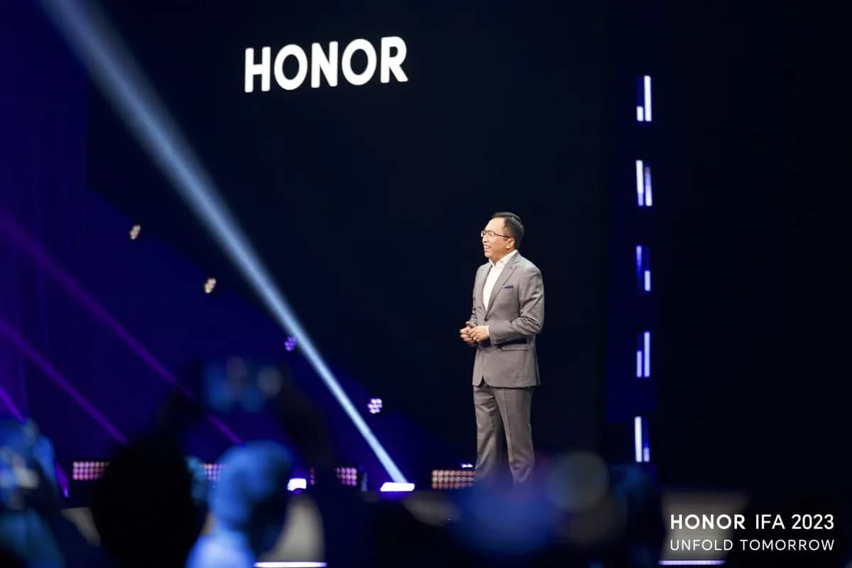 جورج تشاو، الرئيس التنفيذي لشركة HONOR يزور منطقة الشرق الأوسط 1_ssict_1200_800
