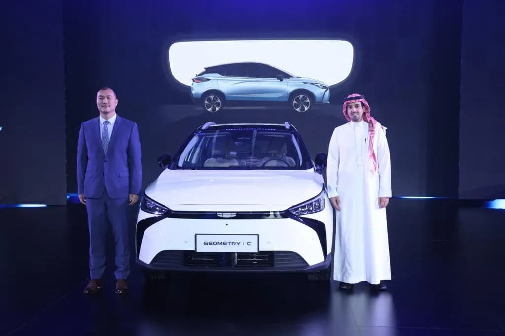 جيلي الوعلان تكشف عن جيلي جيومتري سي (Geely Geometry C)وتغير شكل التنقل الأخضر في المملكة العربية السعودية_ssict_1024_683