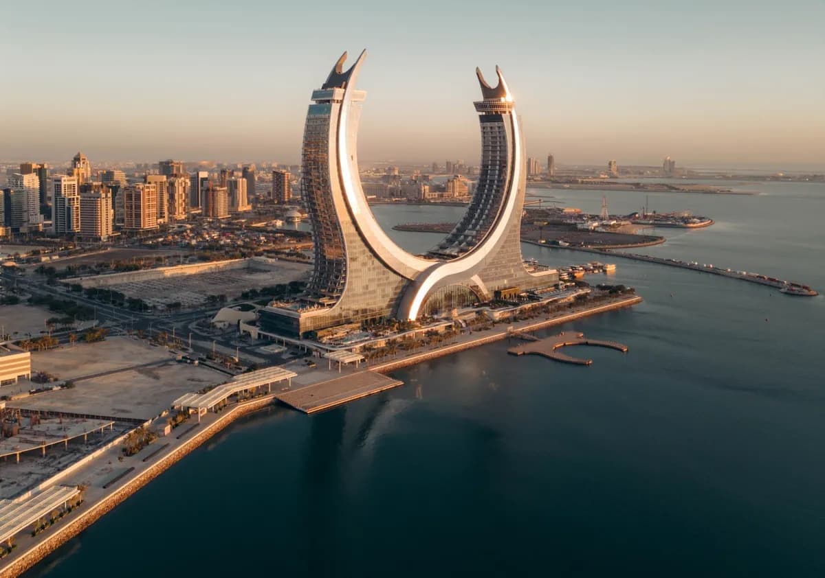 رافلز وفيرمونت الدوحة في صدارة سباق الرقي خلال فعاليات فورمولا 1 ومعرض جنيف الدولي للسيارات في قطر” .docx4_ssict_1200_842