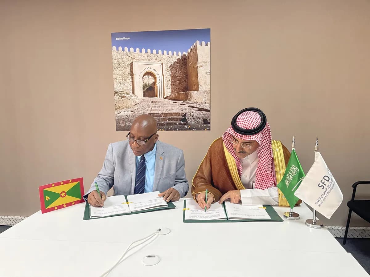 الصندوق السعودي للتنمية يوقع اتفاقية أول قرض تنموي بقيمة 100 مليون دولار لدعم البنية التحتية في غرينادا1_ssict_1200_900