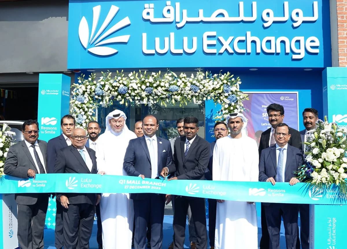 لولو للصرافة تحتفل بإنجاز مهم مع الافتتاح الكبير للفرع رقم 100 في دولة الإمارات العربية المتحدة_ssict_1200_863