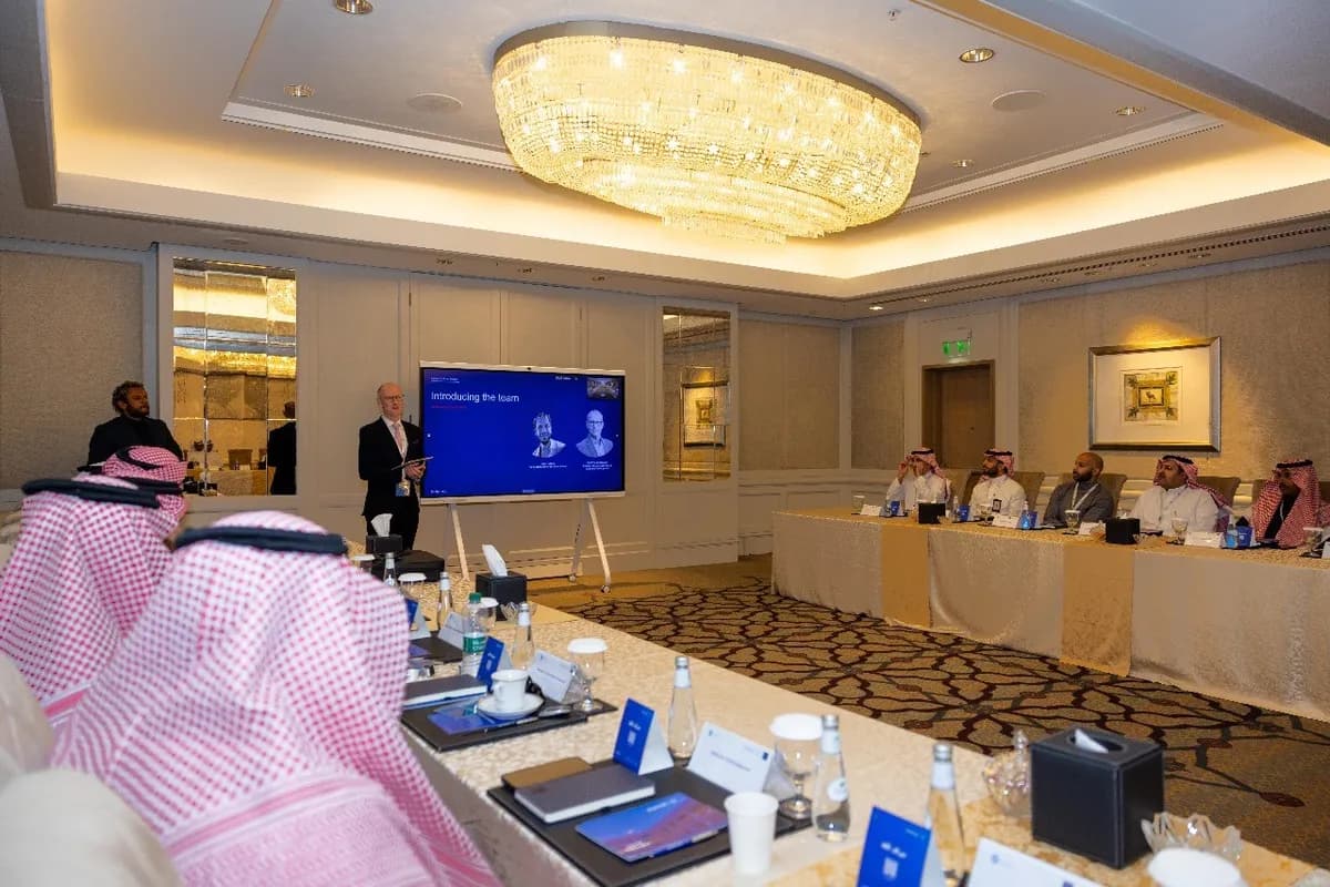 مؤتمر التميز التشغيلي ورشة لندن بزنس سكول 1_ssict_1200_800