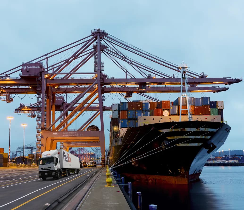 FedEx Combines Ocean and Road Networks to Launch LCL Priority Service_ssict_1034_890