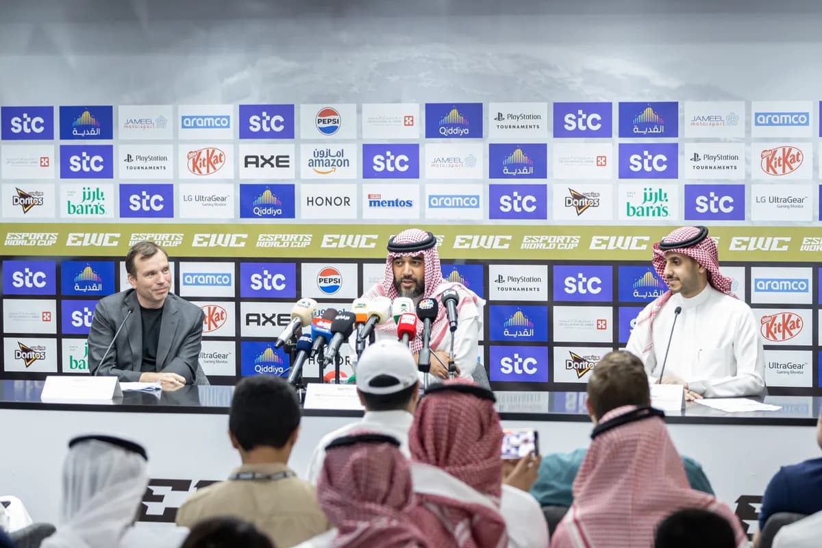 عُقد مساء اليوم الثلاثاء المؤتمر الصحفي الخاص بافتتاح فعاليات وأنشطة كأس العالم للرياضات الإلكترونية_ssict_1200_800