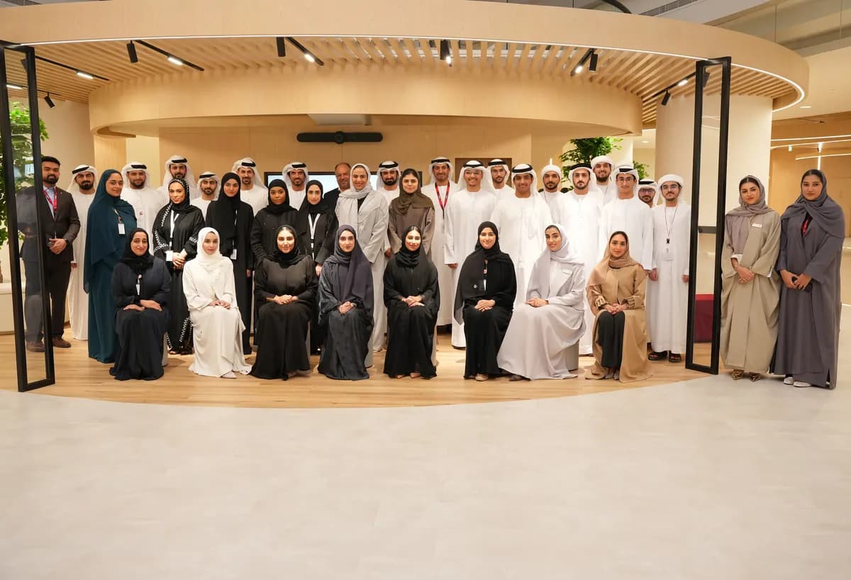 إي آند تستضيف المجلس العالمي لشباب الإمارات في المملكة المتحدة_ssict_1200_818