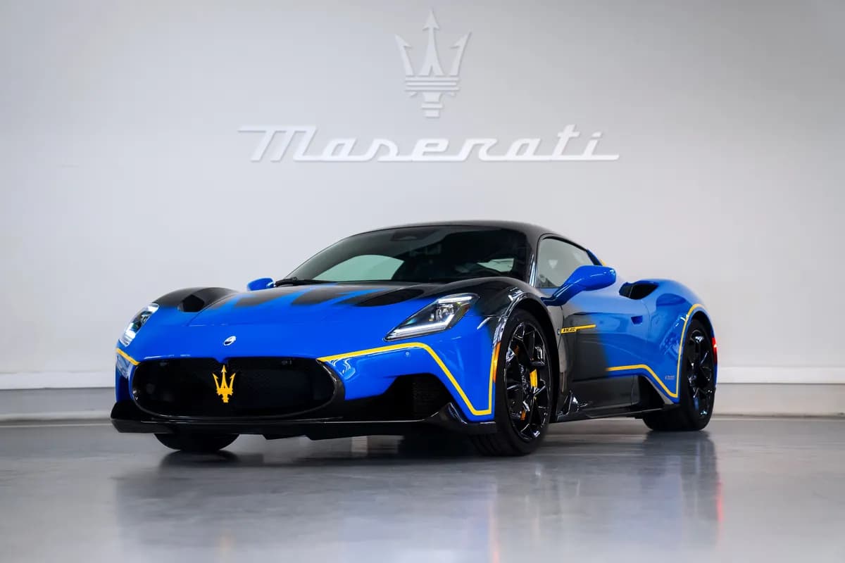 Maserati MC20 Tributo Modenese 1_ssict_1200_800