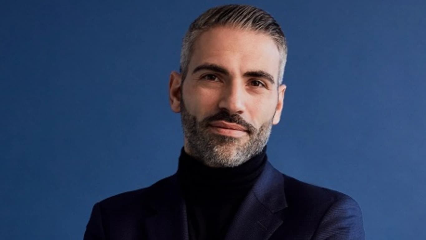Stiven Muccioli, Founder and CEO of BKN301