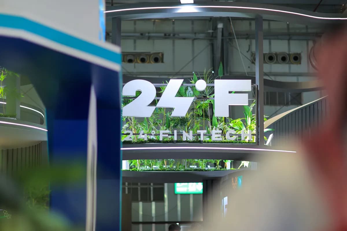 24 Fintech makes industry history as world's largest inaugural fintech summit and exhibition.JPG_ssict_1200_800