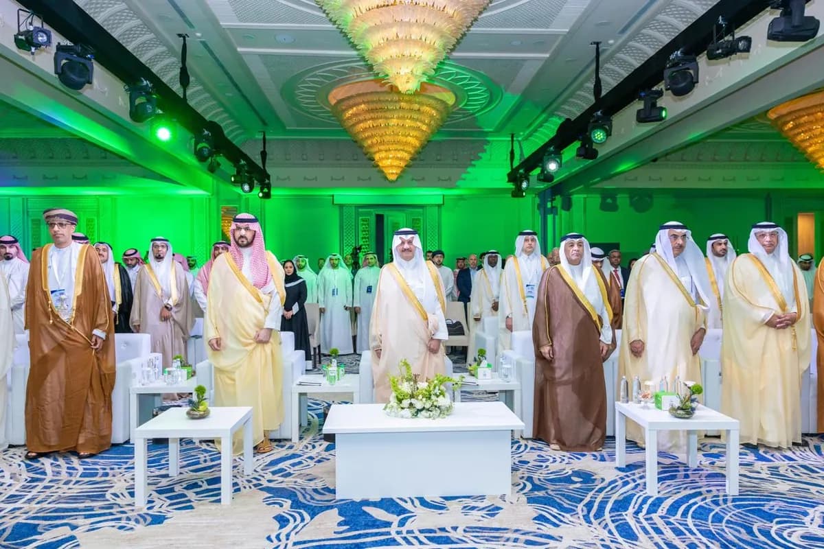 الدمّام تختتم منتدىً عالمياً حول مستقبل الطاقة بدعوة واضحة المعالم لتعزيز الشراكات لتحقيق الحياد الصفري 2_ssict_1200_800