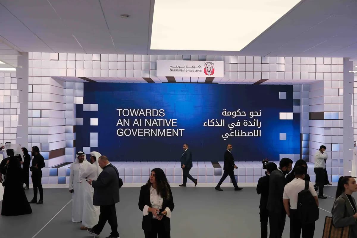 مركز إدارة الطوارئ والأزمات والكوارث لإمارة أبوظبي يستعرض ابتكاراته الرقمية في جيتكس 2024_ssict_1200_800