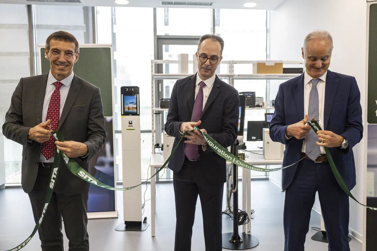 Ribbon Cutting - Rene Fourel, CTO - David Lavorel, CEO - Sergio Colella, President Europe.jpg_ssict_1200_800