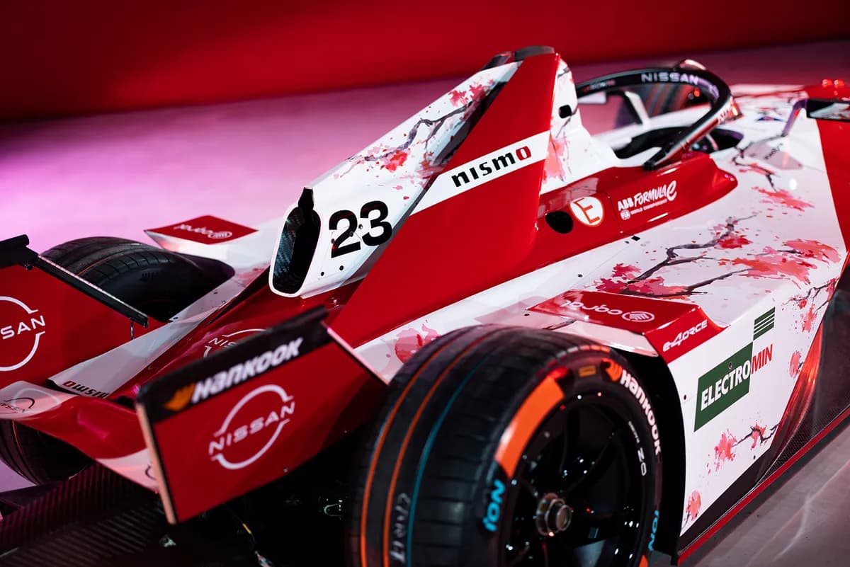 S11-Livery-Reveal_16x9-3_ssict_1200_801