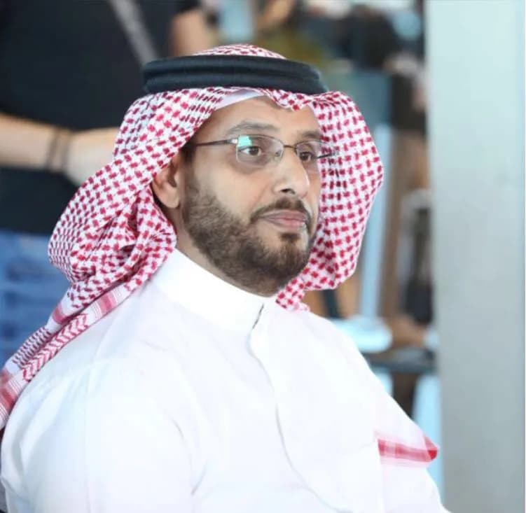 المستشار الاعلامي علي عايض القرني_ssict_751_733