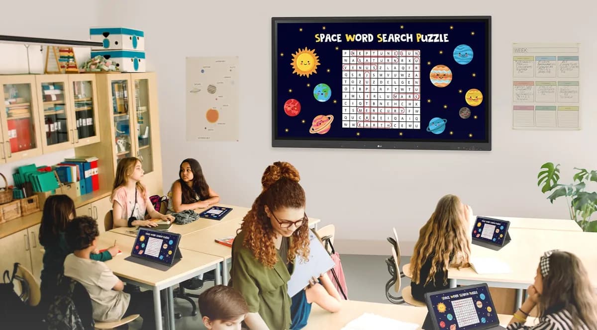 A New Level of Classroom with LG CreateBoard Interactive Digital Signage_1730981790_ssict_1200_664
