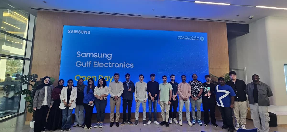 Students at Samsung Gulf Open Day held in Dubai_ssict_1200_554