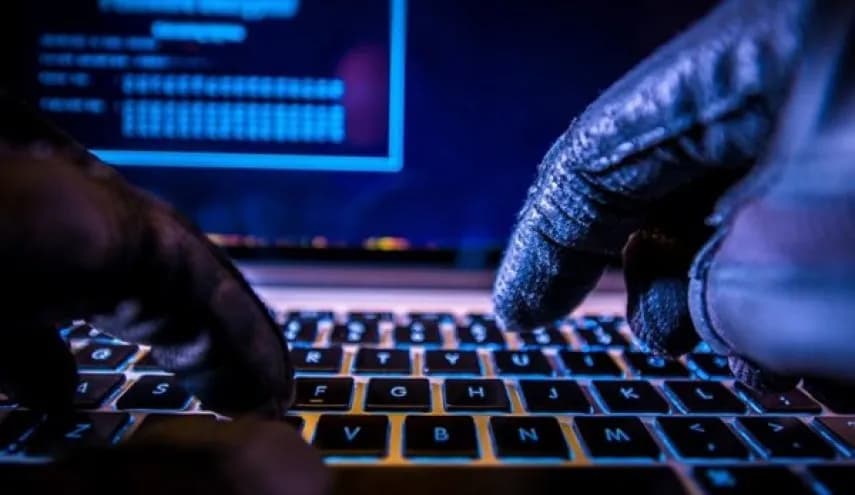 توقعات عالية بارتفاع عدد ضحايا الهجمات السيبرانية من الموظفين _ssict_855_495