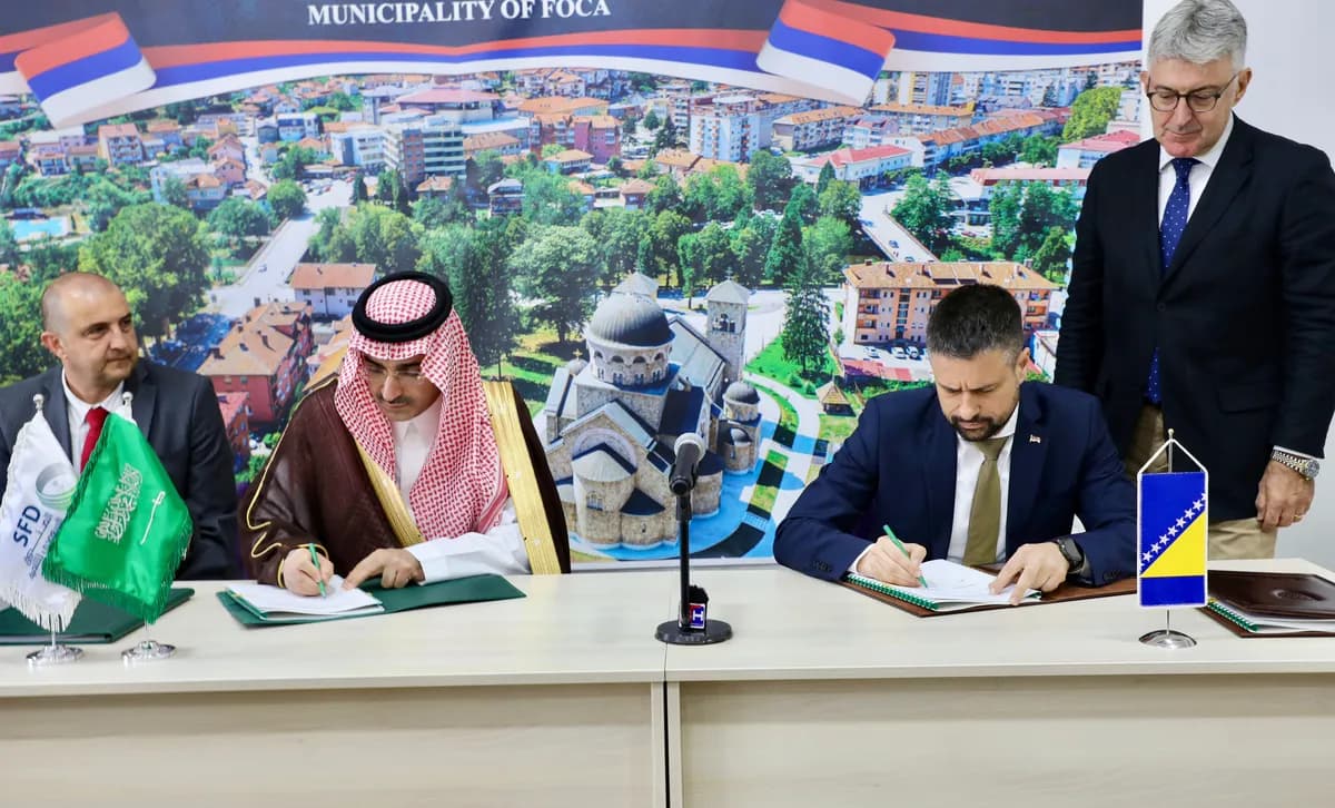 الصندوق السعودي للتنمية يوقع اتفاقيتي قرضين تنمويين بقيمة 32 مليون دولار لدعم البنية الاجتماعية في البوسنة والهرسك_ssict_1200_726