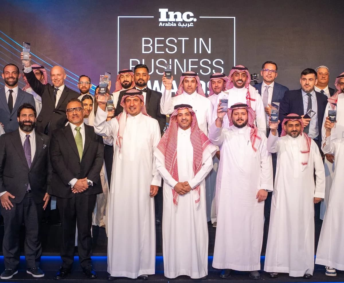 STC Bank يحصد جائزة أفضل بنك رقمي في السعودية_ssict_1200_986